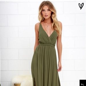 NWT Lulu's Lost in Paradise Dress